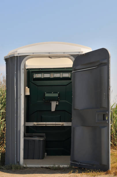 Best Portable bathroom rental  in Mead, WA